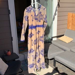 Large Rosedress Gown